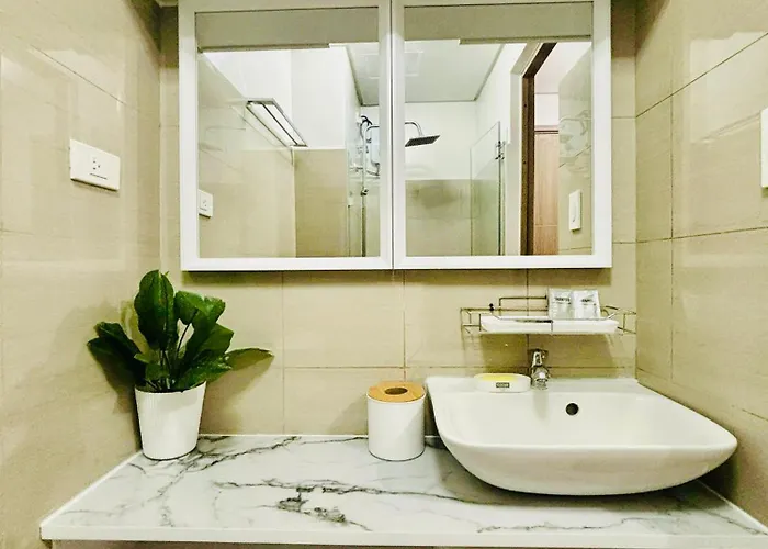 Shore 2 Residences Tower 1 * Manila